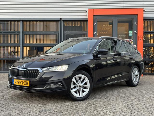 Skoda OCTAVIA Combi 1.0 e-TSI Business Edition / Trekhaak / Elektrische Achterklep / Verwarmbare Stoelen /