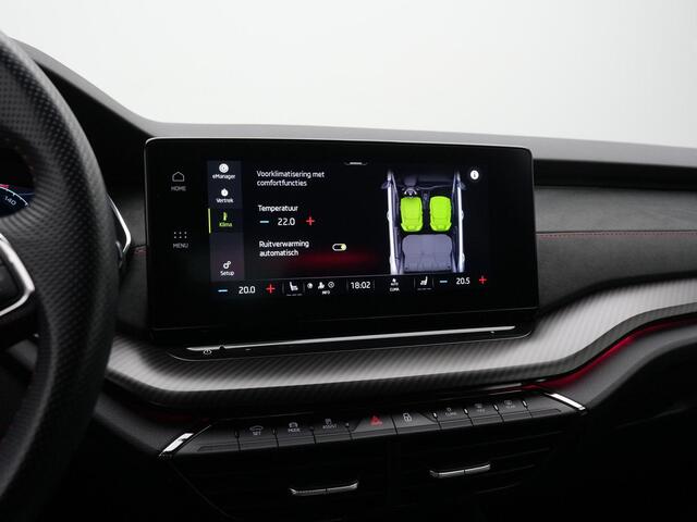 Skoda OCTAVIA 1.4 TSI 245 pk DSG DSG RS iV PHEV | Head-up display | Matrix LED | Stuur-/stoelverwarming | Achteruitrijcamera