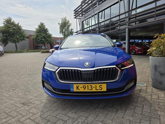 Skoda OCTAVIA Combi 110pk TSI Business Edition | Keyless | Navi