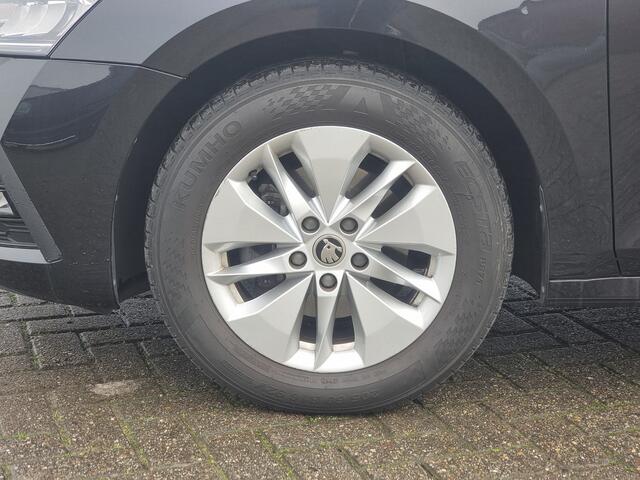 Skoda OCTAVIA Combi 1.0 e-TSI Business Edition