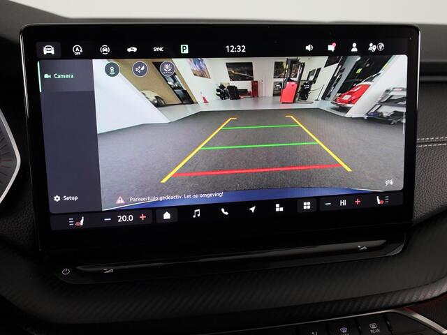 Skoda OCTAVIA Combi 1.5 TSI MHEV Sportline Tour Elektrisch bedienbaar panoramisch schuif/kanteldak | Travel assist | Trekhaak wegklapbaar