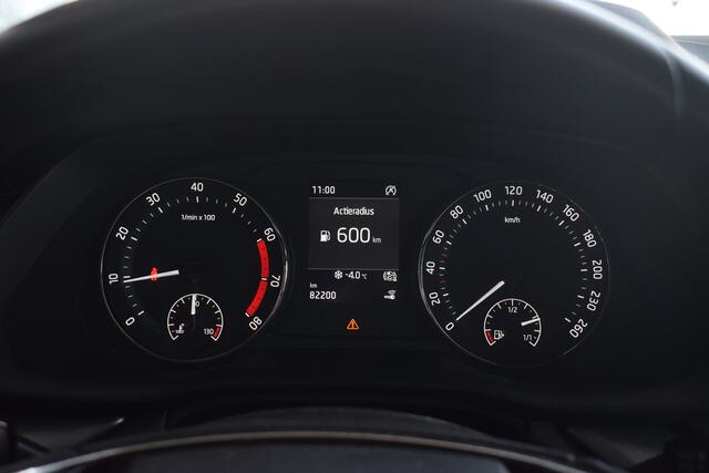 Skoda OCTAVIA 1.5 e-TSI 150pk Ambition Plus | Trekhaak | Camera | Carplay