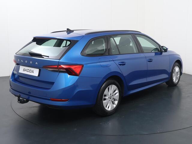 Skoda OCTAVIA Combi 1.0 TSI Ambition | 110 PK | Trekhaak wegklapbaar | Navigatiesystem | Apple Carplay/Android Auto |