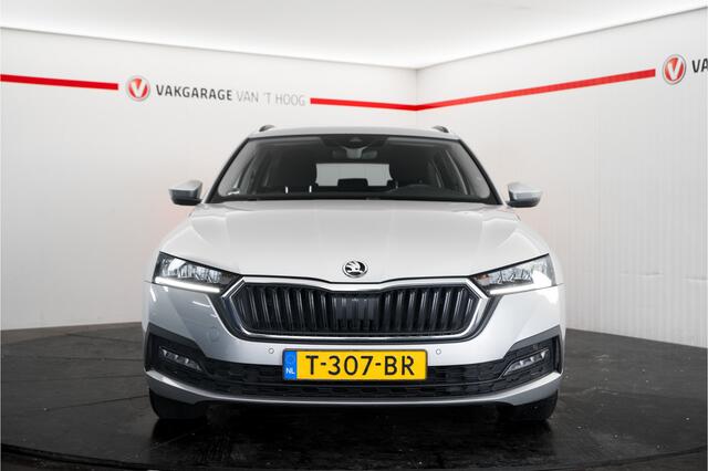 Skoda OCTAVIA Combi 1.0 e-TSI Business Edition Apple carplay Navigatie