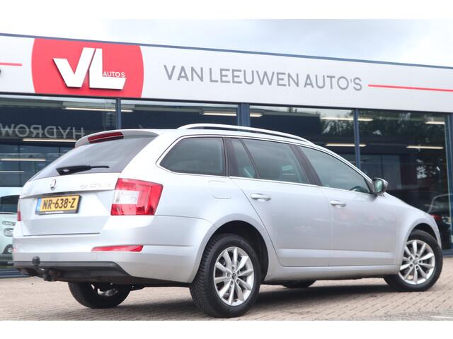 Skoda OCTAVIA Combi 1.6 TDI Greentech Ambition Business | Trekhaak | Stoelverwarming | Navigatie