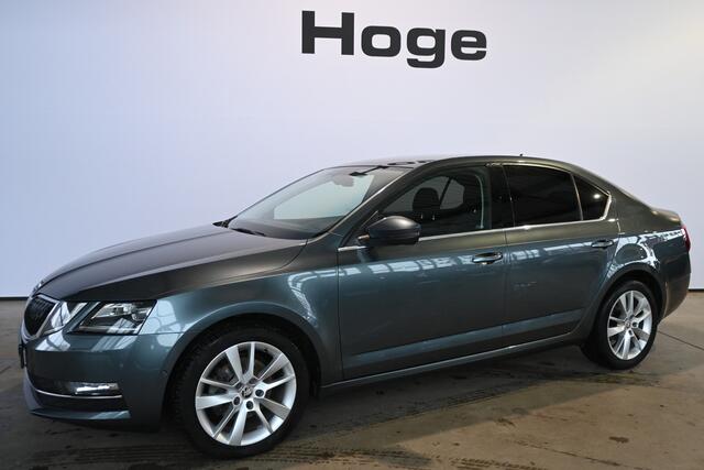 Skoda OCTAVIA 1.0 TSI Greentech Style Business Automaat Navigatie Carplay Stoelverwarming Inruil Mogelijk!