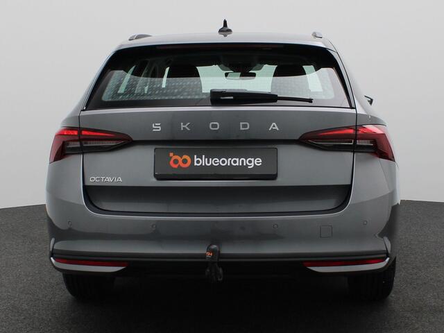 Skoda OCTAVIA Combi 1.5 TSI Edition 115PK Trekhaak, Parkeersensoren Achter, Stoelverwarming, Navi via Apple Carplay/Android Auto, Virtual Cockpit, 16" LM Velgen