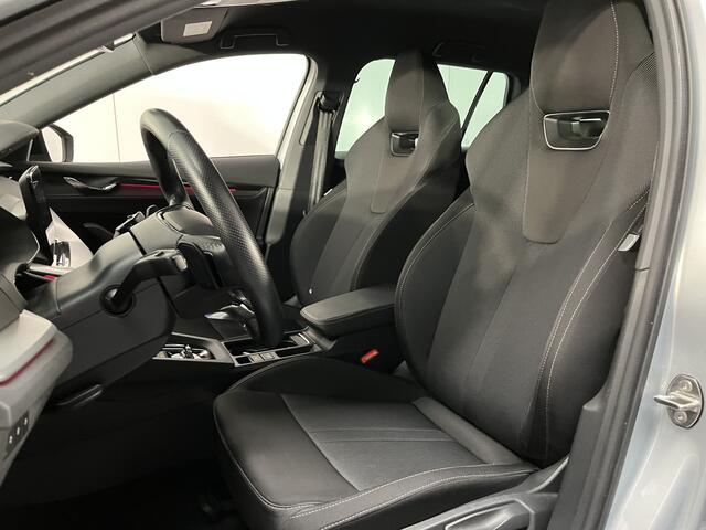 Skoda OCTAVIA Combi 1.0 e-TSI Sport Business / AUTOMAAT/ PARK.SENSOREN V+A/ KEYLESS/ SMARTLINK/ CRUISE CONTROL/ NAVI/ LANE-ASSIST/ RIJ-MODI/ DIGITAL DASH/ CLIMA/ DAB/ ISOFIX/ 17'' LMV