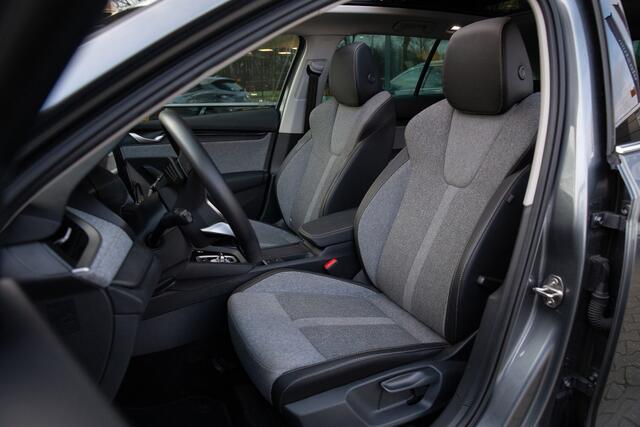 Skoda OCTAVIA Combi 1.5 TSI MHEV Business Edition , Panoramadak, Stuur/stoelverwarming,