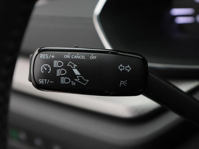 Skoda OCTAVIA Combi 1.4 TSI iV PHEV Business Edition | Cruise Control | Climate Control | Parkeersensoren | Carplay | 17 Inch | 27.323 Km!!