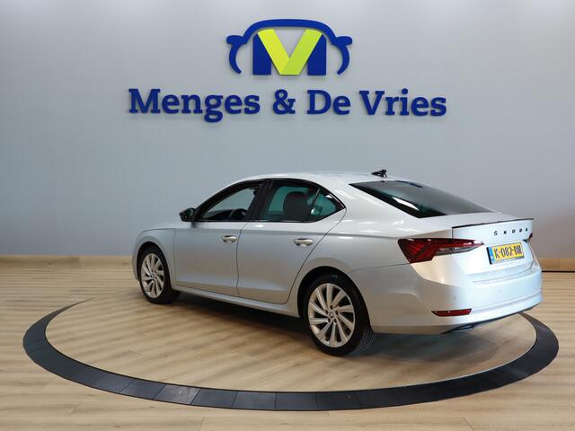 Skoda OCTAVIA 1.5 TSI First Edition Airco ECC | Virtual | LED | Adaptive Cruise | Stoel Verwarming | Isofix | NAP