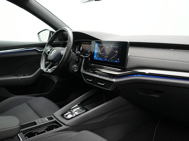 Skoda OCTAVIA Combi 1.4 TSI iV Business Edition Plus 205pk Dealer O.H. PHEV | Panodak | Adaptive Cruise | Head Up | Camera | Canton Audio | RS Sportstoelen Memory & Verwarmd | Sfeerverlichting | Apple Carplay | Keyless | Blis | Virtual | Navigatie | DAB |