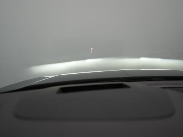 Skoda OCTAVIA Combi 1.4 TSI iV Business Edition Plus 205pk Dealer O.H. PHEV | Panodak | Adaptive Cruise | Head Up | Camera | Canton Audio | RS Sportstoelen Memory & Verwarmd | Sfeerverlichting | Apple Carplay | Keyless | Blis | Virtual | Navigatie | DAB |