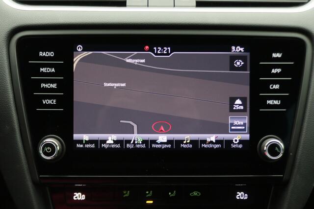 Skoda OCTAVIA Combi 1.0 TSI Greentech Business Edition Climate, Cruise, Camera, Apple Carplay, Elektrisch Pakket, 16''