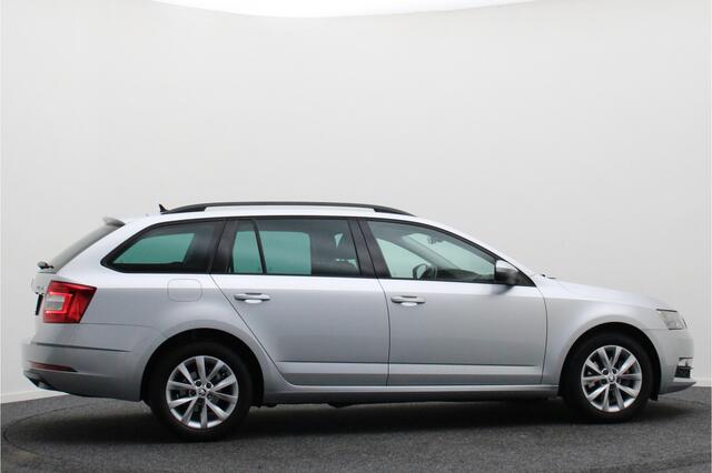 Skoda OCTAVIA Combi 1.0 TSI Greentech Business Edition Climate, Cruise, Camera, Apple Carplay, Elektrisch Pakket, 16''