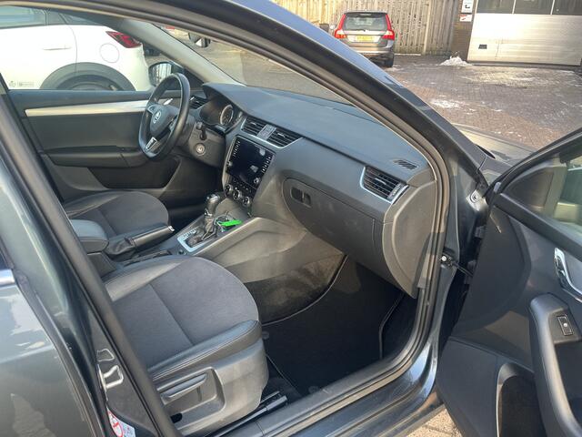 Skoda OCTAVIA Combi 1.0 TSI Greentech Ambition Business AUTOMAAT CARPLAY STOELVERWARMING NAVI