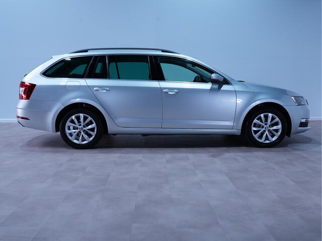Skoda OCTAVIA Combi 1.0 TSI 115pk Business Edition Navigatie Trekhaak Stoelverwarming Android/Carplay PS
