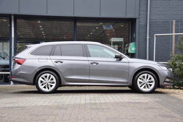 Skoda OCTAVIA Combi 1.5 e-TSI 150PK Business Edition Plus DSG Automaat | BOVAG Garantie | Trekhaak | Adaptive Cruise Control | Full LED | Apple Carplay/Android Auto | Virtual Cockpit | Stoelverwarming |