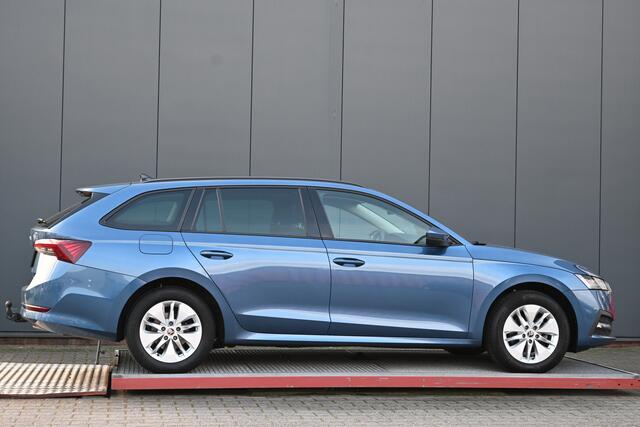 Skoda OCTAVIA Combi 1.0 TSI Business Edition trekhaak panoramadak camera