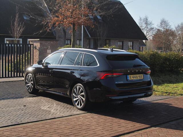 Skoda OCTAVIA Combi 1.0 e-TSI Business Edition Plus | Head-Up Display | Sfeerverlichting | Automaat | Cruise Control | Apple Carplay | Parkeersensoren |