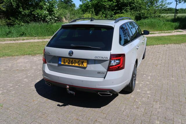 Skoda OCTAVIA Combi 2.0 TSI RS 245 Business VRS PANO-DAK/TREKHAAK/CAMERA/STOELVER/
