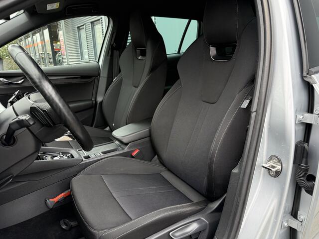 Skoda OCTAVIA Combi BWJ 2021 | 1.0 e-TSI 111PK Sport BuS. AUTOMAAT | TREKHAAK | SPORTSTOELEN | CAMERA A | CARPLAY | CLIMA | NAVI 18'' LMV |