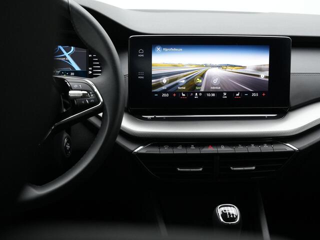 Skoda OCTAVIA Combi 1.0 TSI 110 pk Business Edition | Trekhaak | Stuur-/stoelverwarming | Navigatie