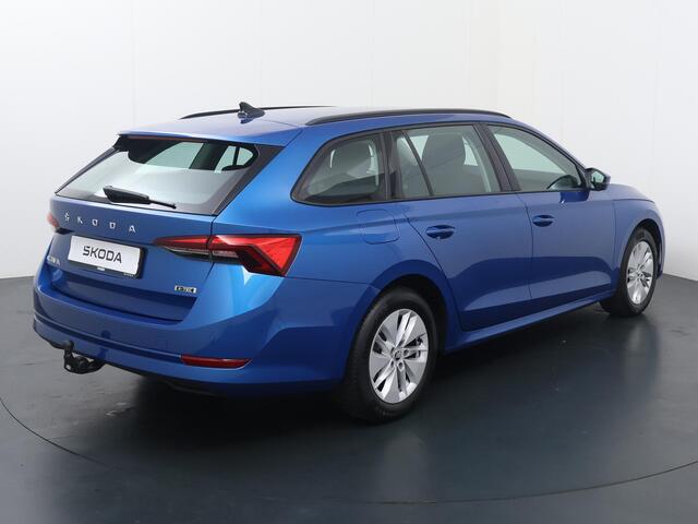 Skoda OCTAVIA Combi 1.0 e-TSI Ambition | 110 PK | Automaat | Trekhaak wegklapbaar | Apple Carplay/Android Auto |