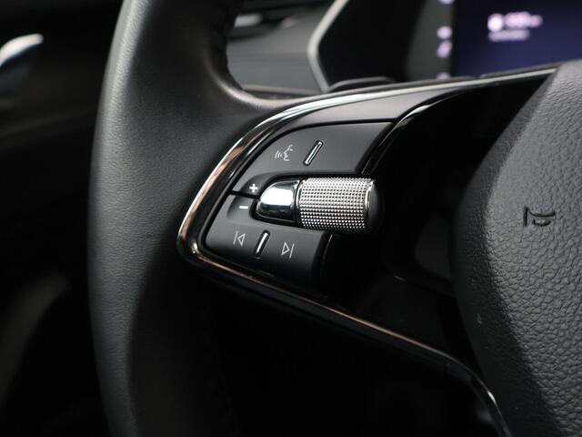 Skoda OCTAVIA Combi 1.0 e-TSI Ambition | 110 PK | Automaat | Trekhaak wegklapbaar | Apple Carplay/Android Auto |