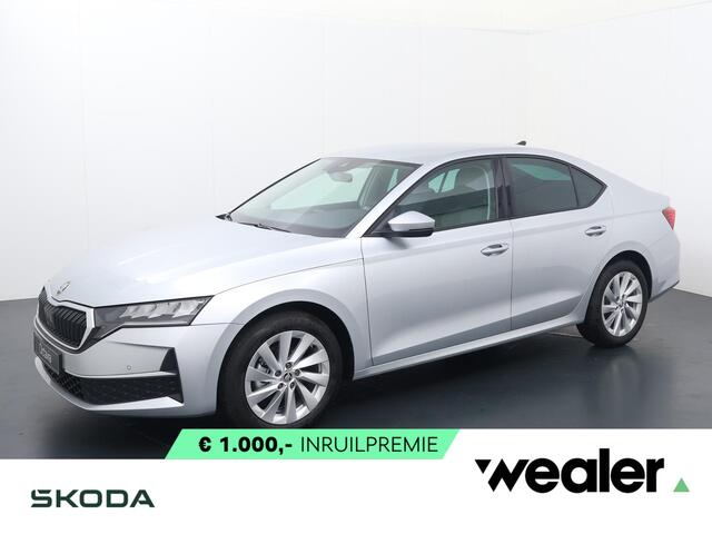 Skoda OCTAVIA Business Edition 1.5 TSI DSG | Automaat | Navigatie | Adaptieve cruise control | Apple Carplay/Android Auto | 17" lichtmetalen velgen |