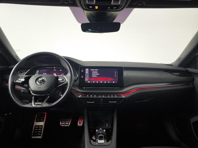 Skoda OCTAVIA Combi 1.4 TSI RS iV PHEV Business | Canton Audio | Dealer Onderhouden | Winter Pack