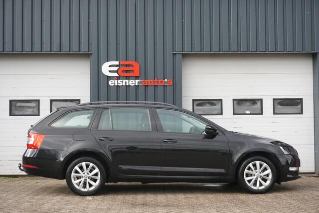 Skoda OCTAVIA Combi 1.0 TSI Greentech Edition | TREKHAAK | DEALERONDERHOUDEN | CARPLAY | ECC |