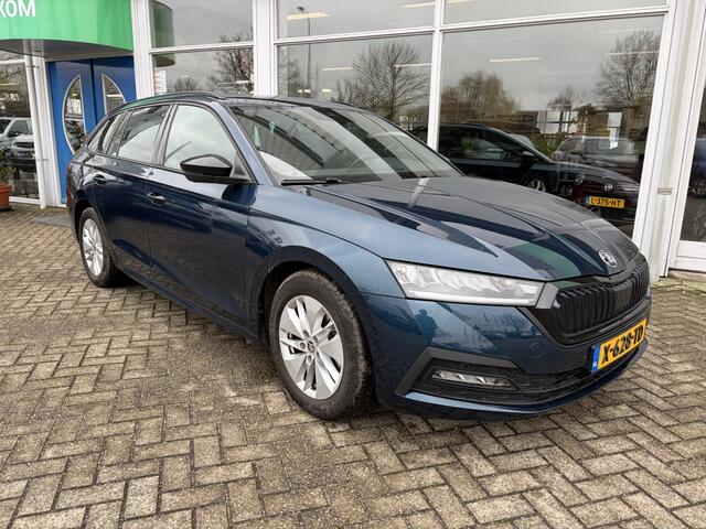 Skoda OCTAVIA Combi 1.0 TSI Bns Edition, Aut, Nav, Carplay, Stoel en Stuurverwarming