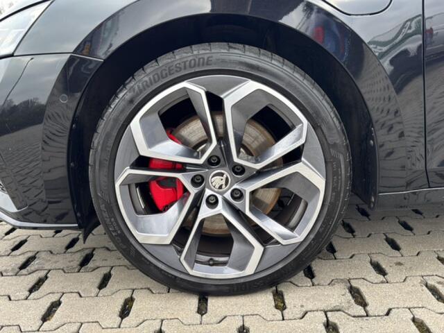 Skoda OCTAVIA 1.4 TSI DSG RS IV PANODAK/ELEKKLEP/CANTON/CAMERA/ACC/STOELVERW