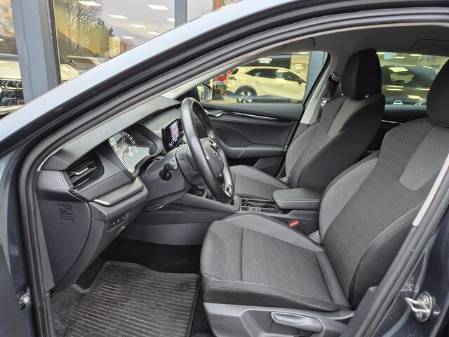 Skoda OCTAVIA Combi 1.5 TSI Comfort line | AppleCarplay / AndroidAuto | Keyless |