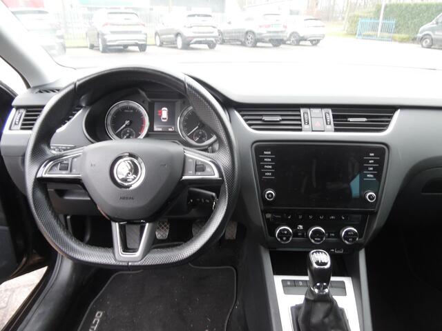 Skoda OCTAVIA Combi 1.0 TSI Greentech Ambition Business