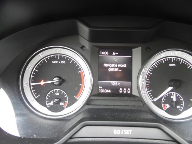 Skoda OCTAVIA Combi 1.0 TSI Greentech Ambition Business