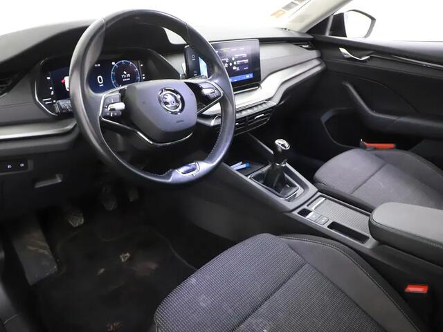 Skoda OCTAVIA Combi 1.0 TSI Business Edition | LED | Pano | LMV | VC | ACC | Clima | Navi | Trekhaak | 01-2021 140.891 KM