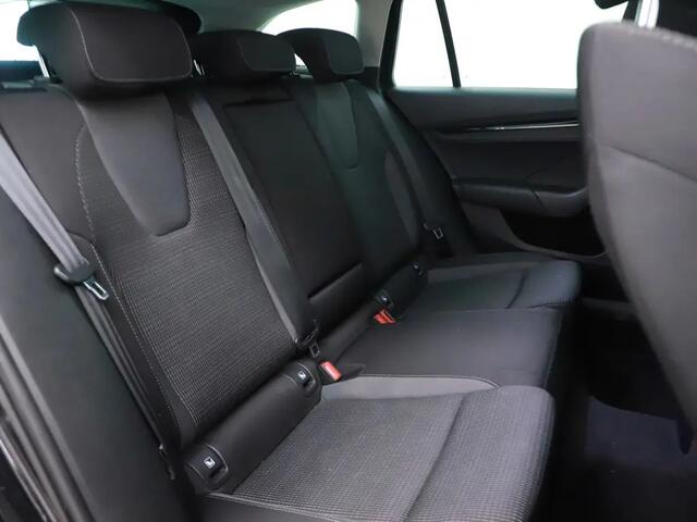 Skoda OCTAVIA Combi 1.0 TSI Business Edition | LED | Pano | LMV | VC | ACC | Clima | Navi | Trekhaak | 01-2021 140.891 KM