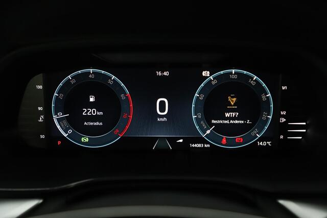 Skoda OCTAVIA Combi 1.0 e-TSI Business Edition Plus Automaat Virtual Cockpit 17 inch LMV Adaptive Cruise LED Sfeerverlichting Elektrische Achterklep