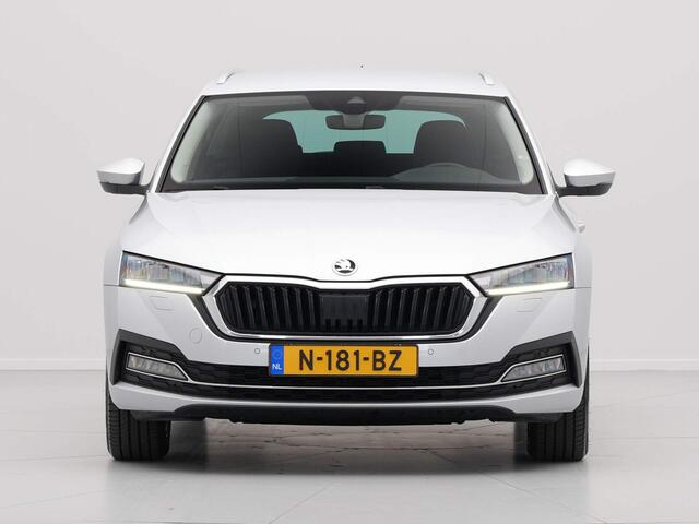Skoda OCTAVIA Combi 1.0 TSI 110pk Navigatie Keyless Privacyglas Camera 23