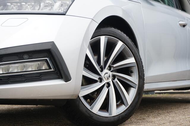 Skoda OCTAVIA Combi 1.0 TSI Style | TREKHAAK | STOELVERWARMING |