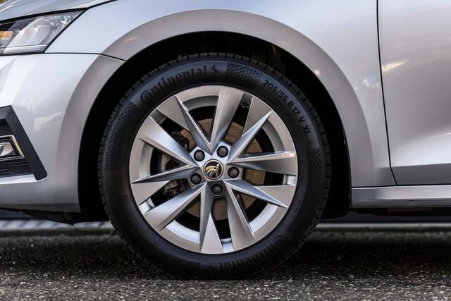 Skoda OCTAVIA Combi 1.0 TSI Business Edition