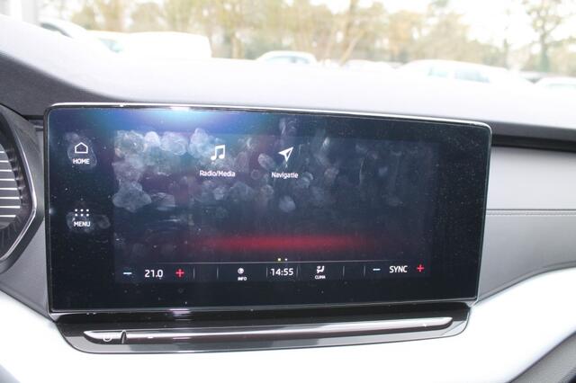 Skoda OCTAVIA 1.0 e-TSI Sport Business CLIMA NAVI TREKHAAK