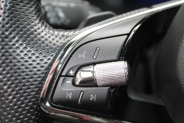 Skoda OCTAVIA 1.0 e-TSI Sport Business CLIMA NAVI TREKHAAK