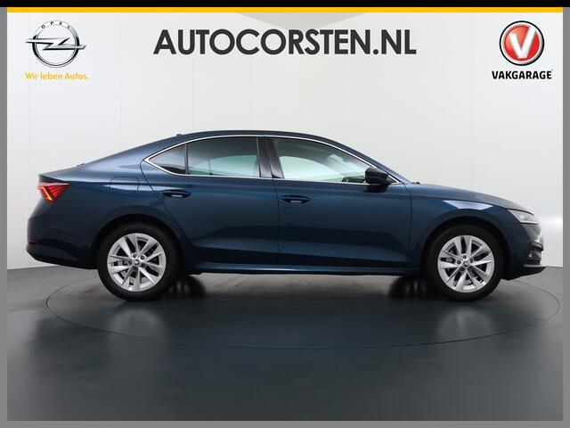 Skoda OCTAVIA e-TSI AUT Trekhaak Adap.Cruise Camera Navi Ecc Apple Carplay Android Auto Virtual Cockpit Business Edition Plus Elek.Achterklep Stoelverwarming voor+achter Lmv DAB Led Keyless advanced Dodehoek detector 1e Eigenaar Origineel Nederlandse Auto Mild-Hybrid