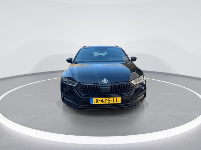 Skoda OCTAVIA Combi 1.0 e-TSI 110pk DSG Business Edition · Apple/Android Car Play · Navigatie · Inklap. Trekhaak · P-Sensoren · 16'' Inch · Garantie t/m 02-01-2028 of 100.000km