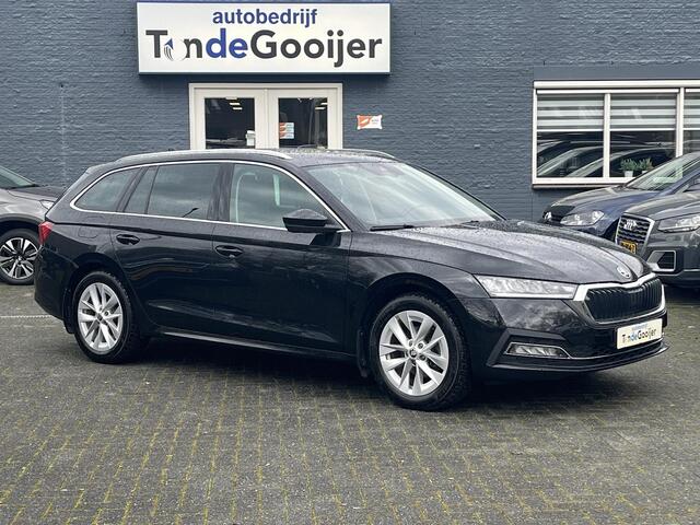 Skoda OCTAVIA Combi 1.0 e-TSi DSG Business Edition | CAMERA | STUUR-STOELVERW. | EL. ACHTERKLEP |