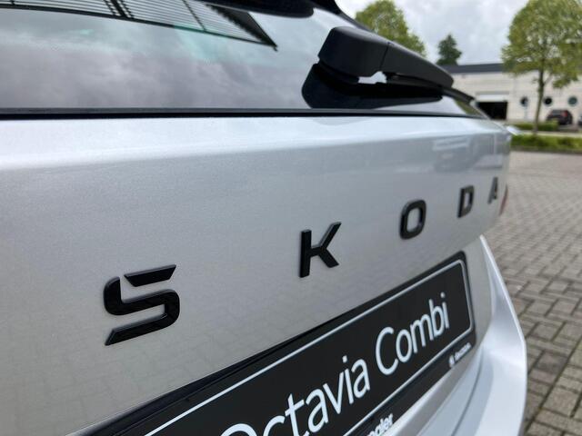 Skoda OCTAVIA Combi Sportline Tour 1.5 TSI 150 PK DSG | Automaat | Trekhaak | Navigatie & Winter pakket | ¤ 2.950 tour voordeel |