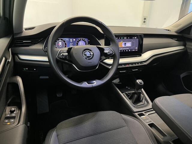 Skoda OCTAVIA Combi 1.5 TSI Edition | TREKHAAK | STOELVERWARMING |